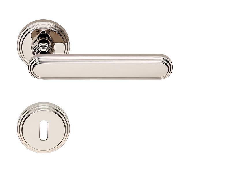 LI - CHIC 1670 - R