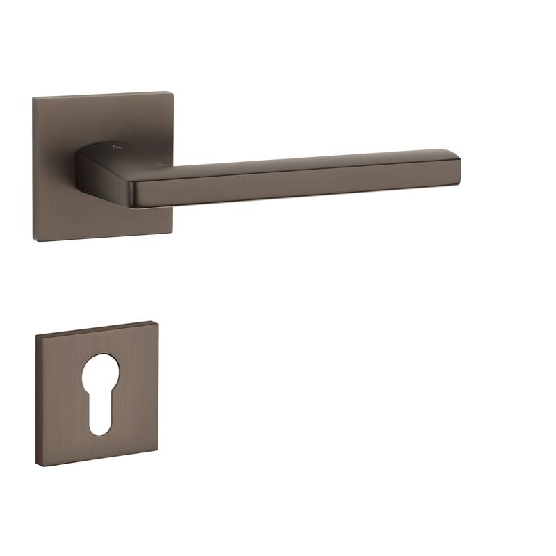 AT - PYROLA - HR 7S detail 2