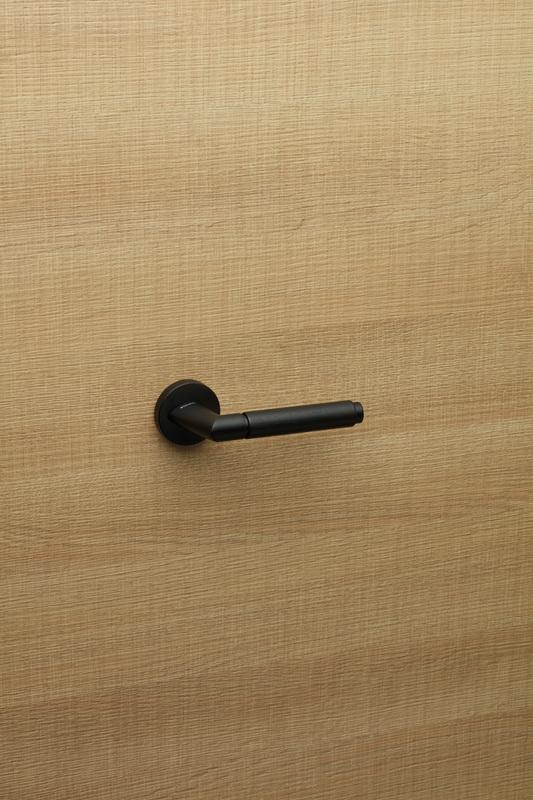 LI - GRIP EBANO 1706 - R 025 detail 4