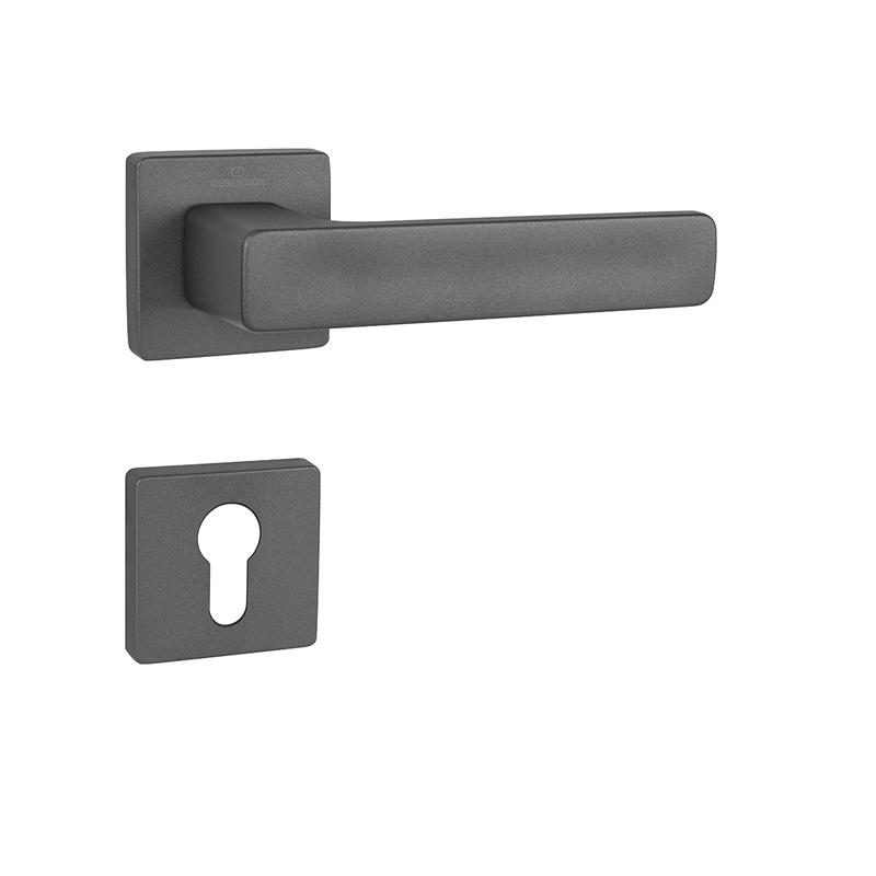 CE - FLAT - HR detail 2
