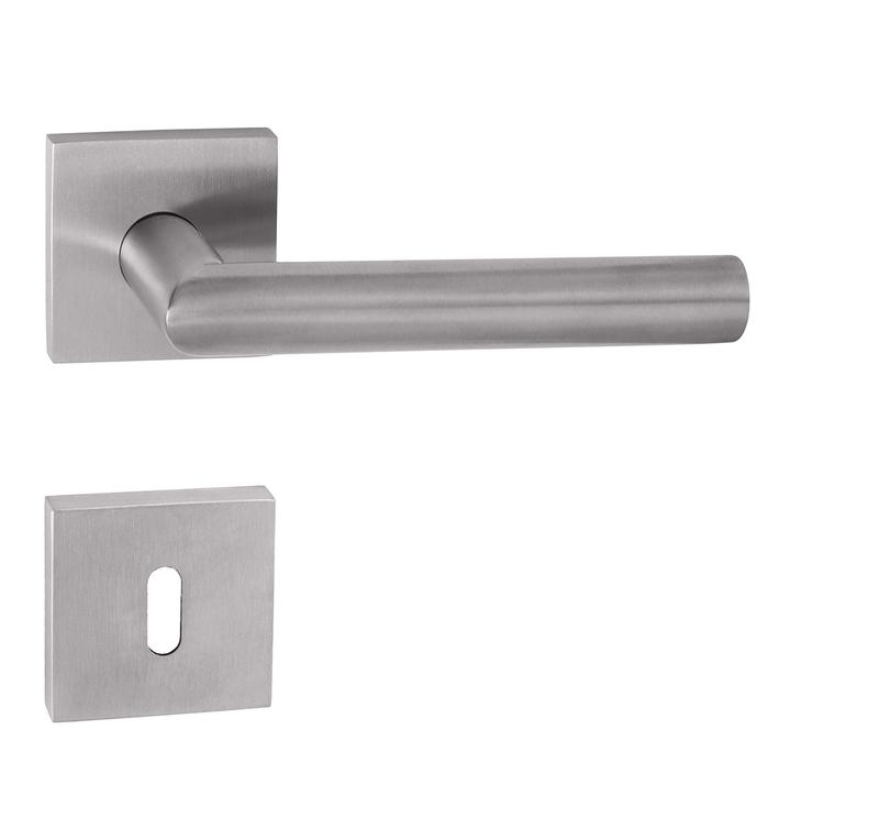 TI - FAVORIT - HR 2002Q